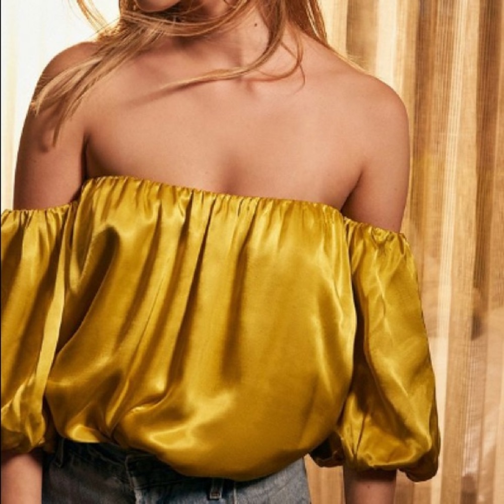 UO Dia Off-The Shoulder Silky Top